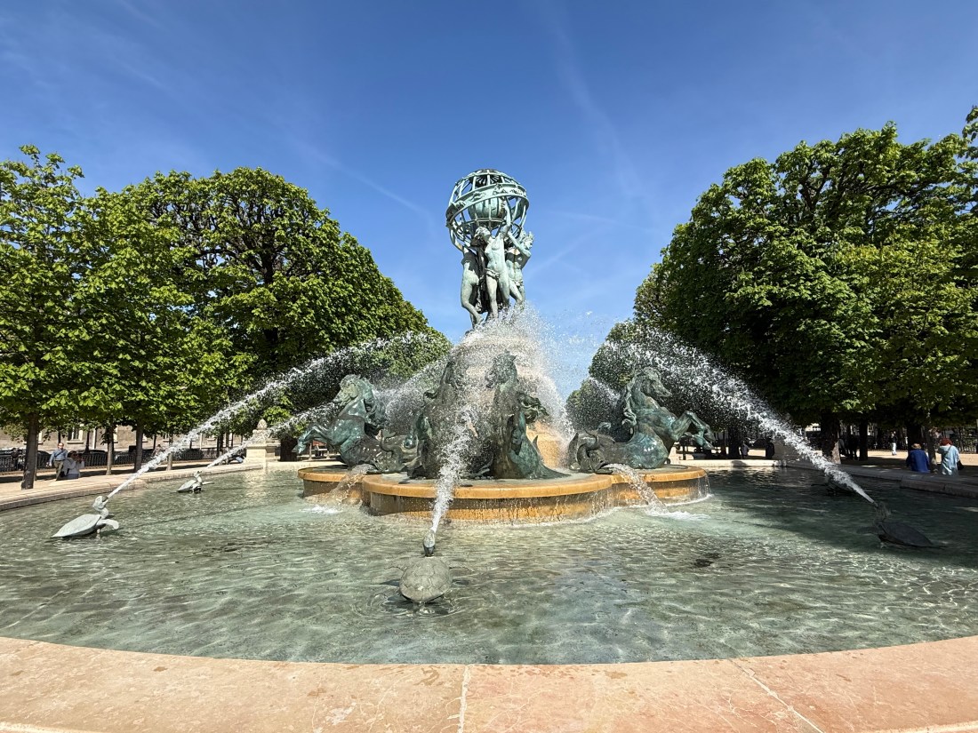 Frontal view of the fountain showing the centerpiece in good light.